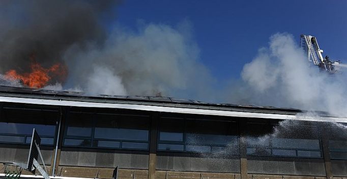 Brand på Ahlmann-Skolen udviklede sig dramatisk.Foto: Henry Schmoldt. Foto: Henry Schmoldt